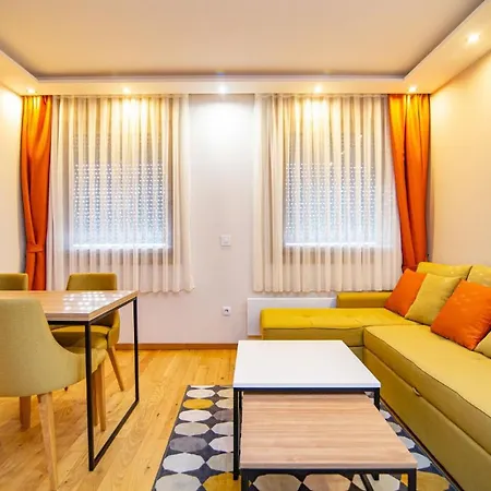 Zmils 公寓 兹拉蒂博尔